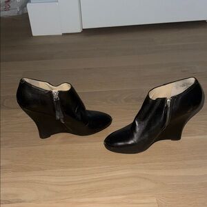 Black Leather Wedge Ankle Boots 7.5